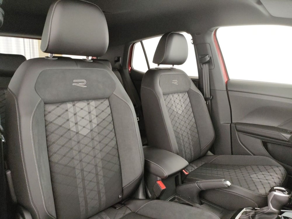 Volkswagen T-Cross nuova a Napoli (8)