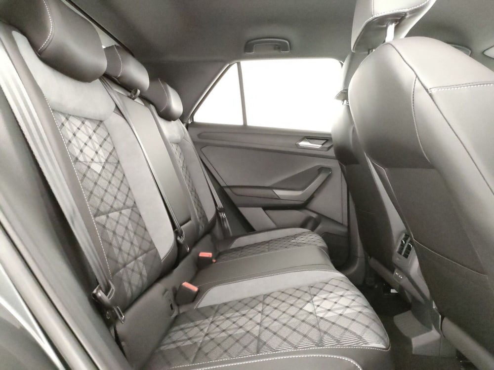 Volkswagen T-Roc nuova a Napoli (10)