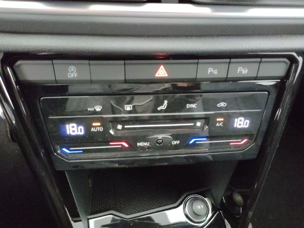 Volkswagen T-Roc nuova a Napoli (20)