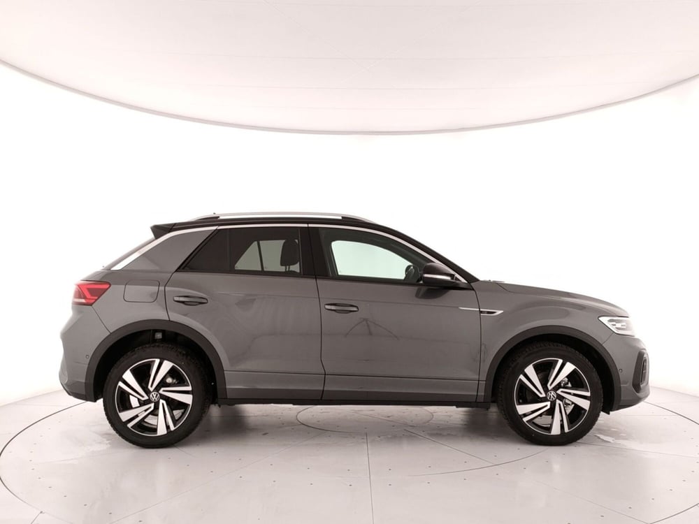 Volkswagen T-Roc nuova a Napoli (3)