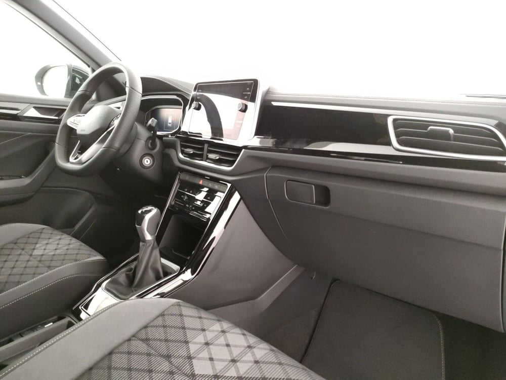 Volkswagen T-Roc nuova a Napoli (7)