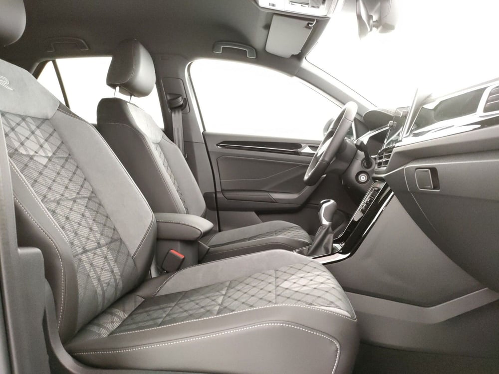 Volkswagen T-Roc nuova a Napoli (8)
