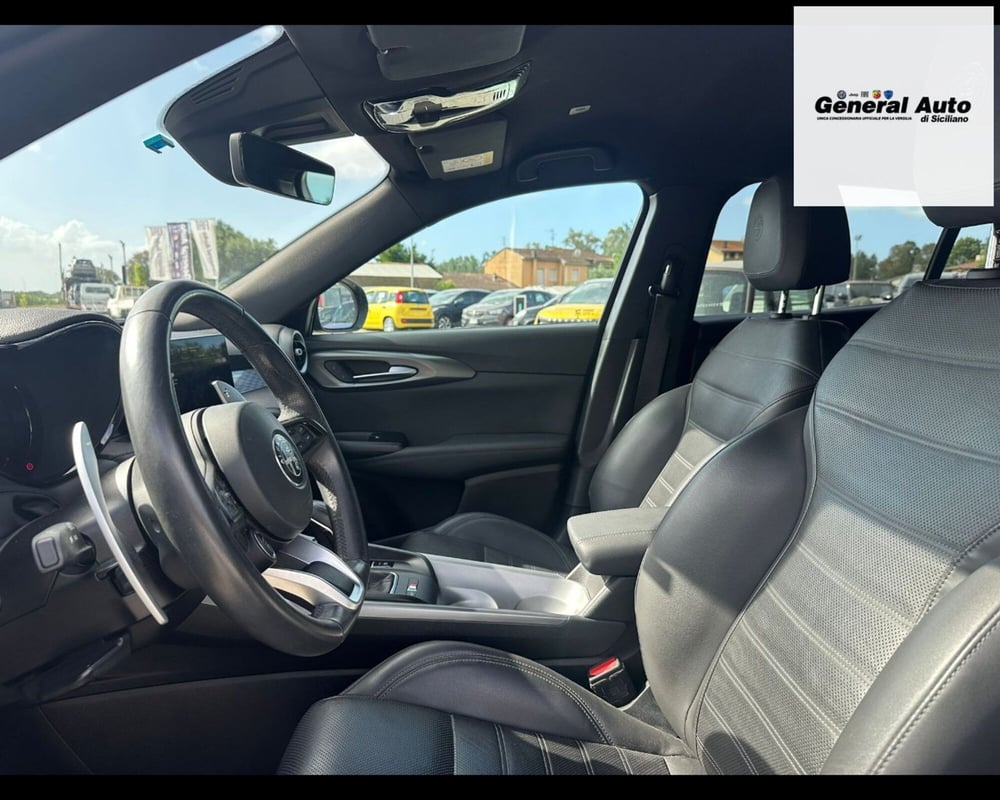 Alfa Romeo Tonale usata a Lucca (12)