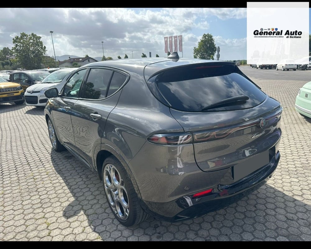 Alfa Romeo Tonale usata a Lucca (5)
