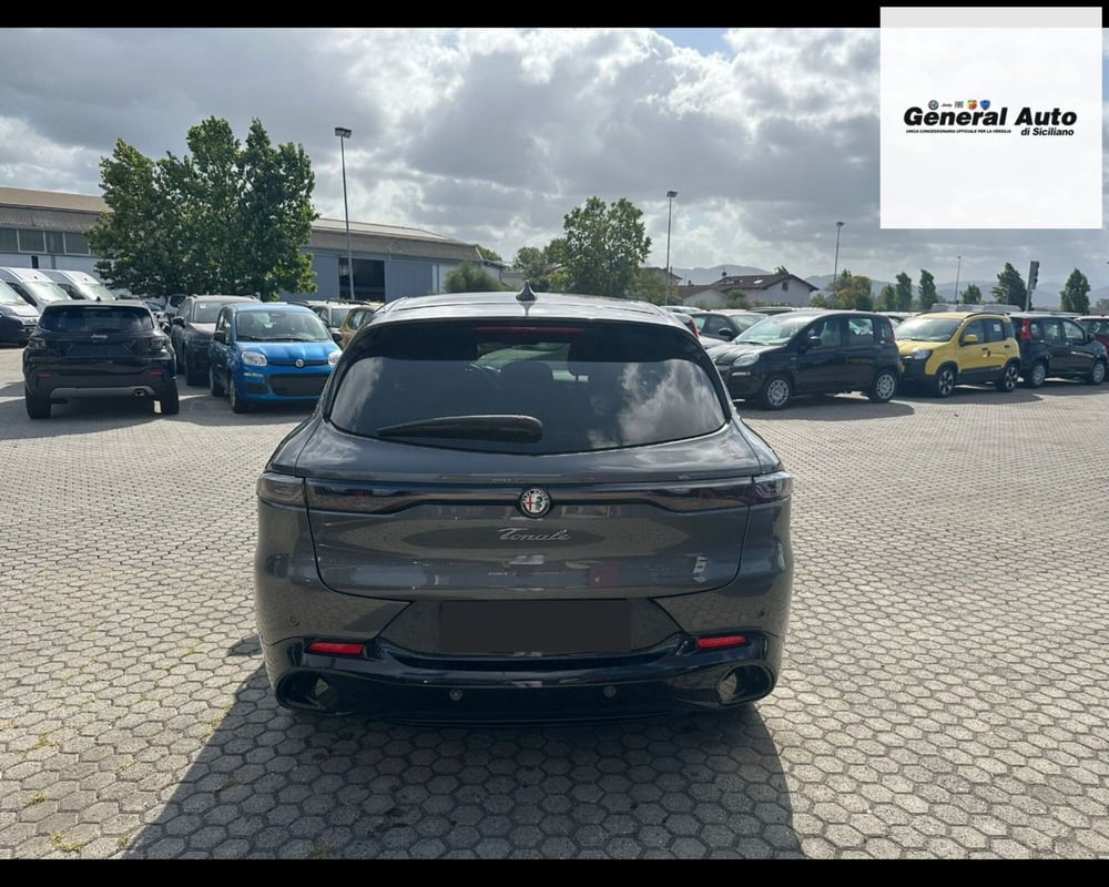Alfa Romeo Tonale usata a Lucca (6)