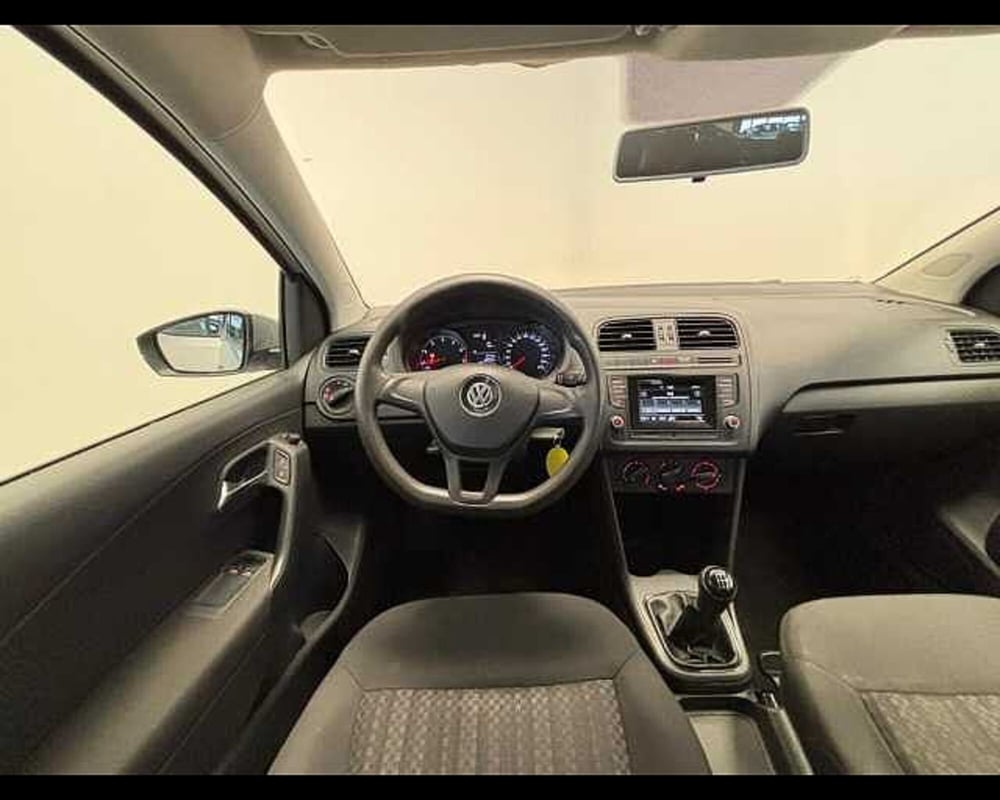 Volkswagen Polo usata a Milano (14)