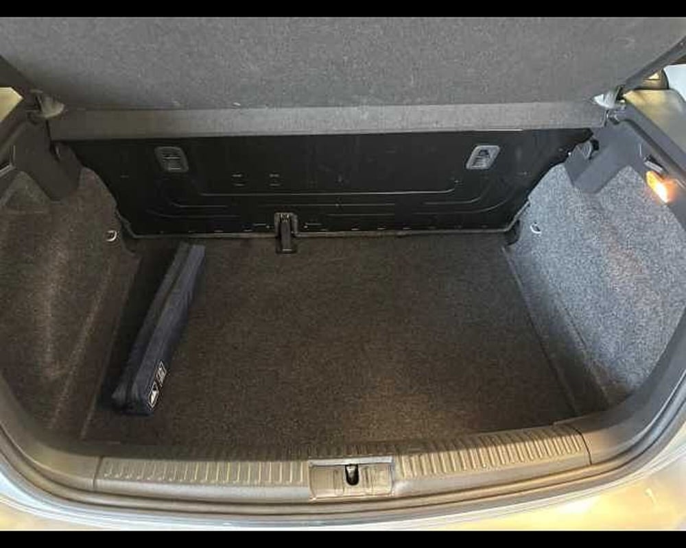 Volkswagen Polo usata a Milano (8)