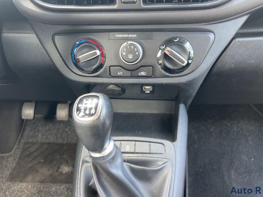 Hyundai i10 usata a Potenza (13)