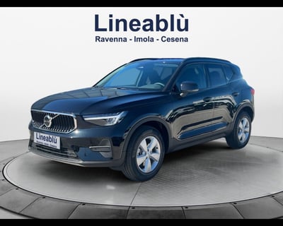 Volvo XC40 B3 automatico Essential nuova a Ravenna
