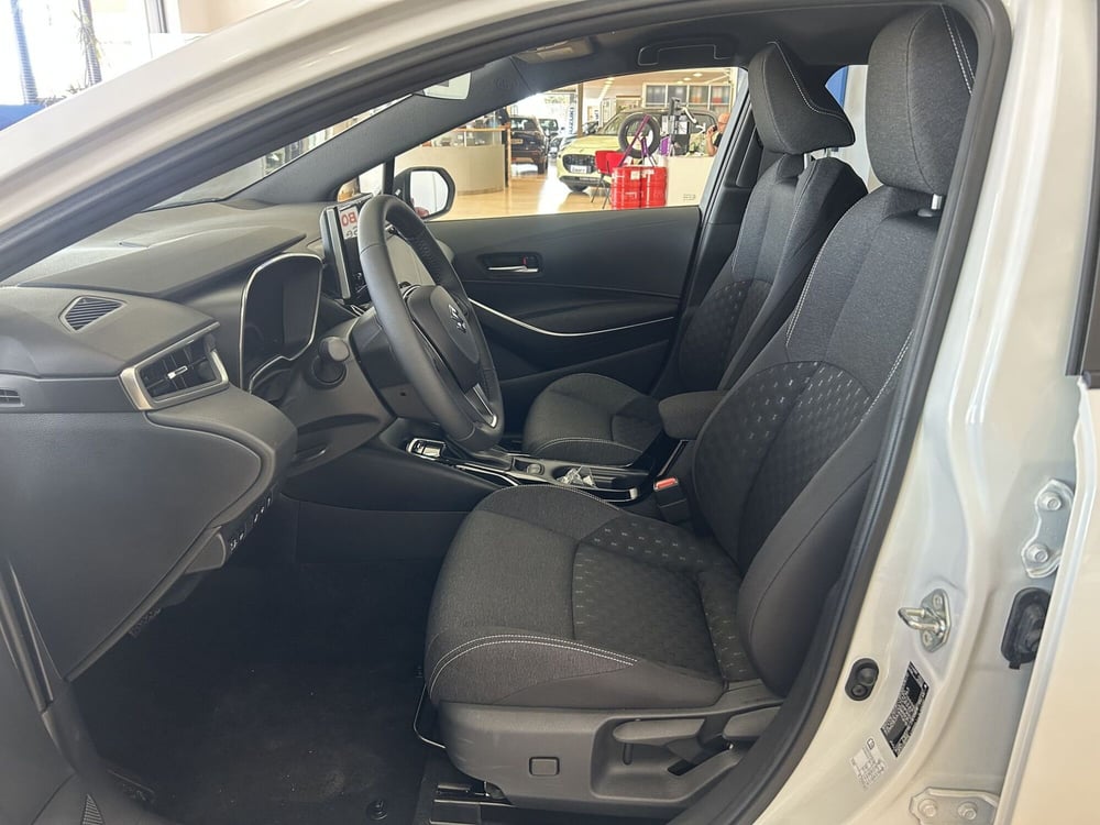 Suzuki Swace nuova a Bari (11)