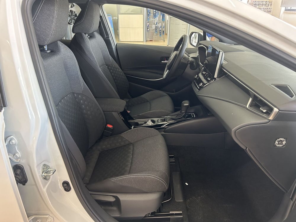Suzuki Swace nuova a Bari (14)
