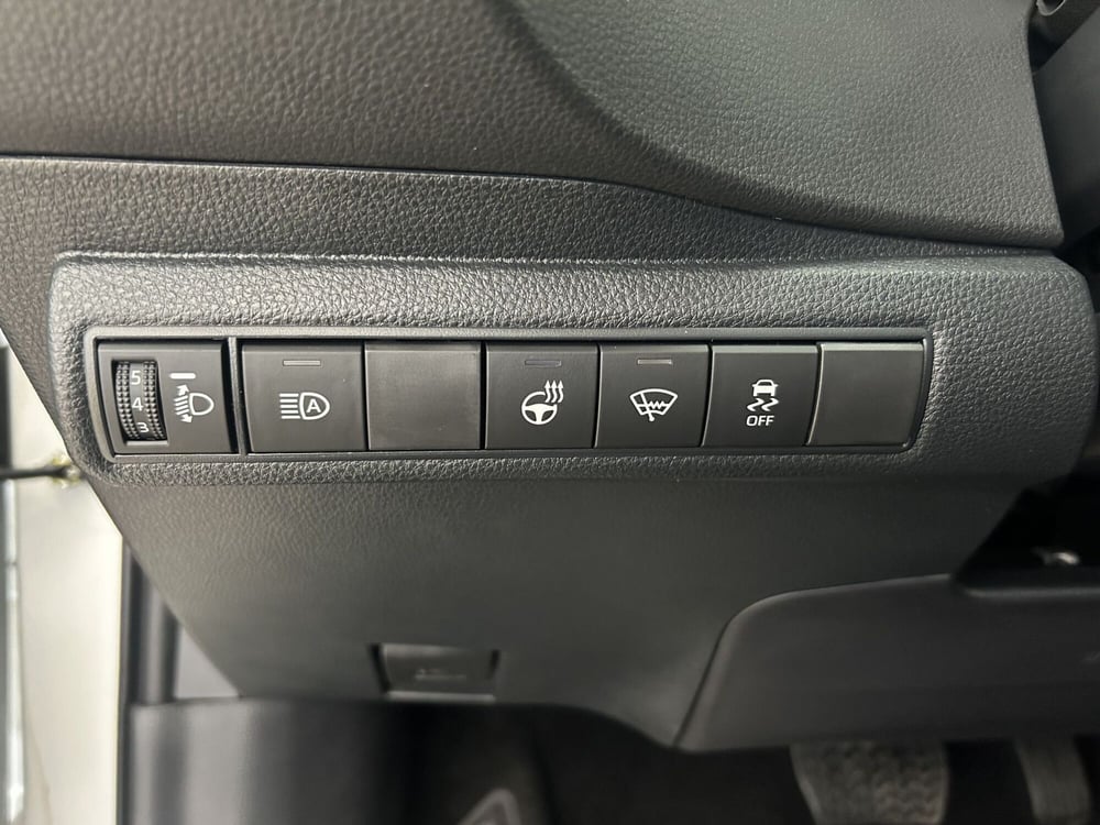 Suzuki Swace nuova a Bari (18)