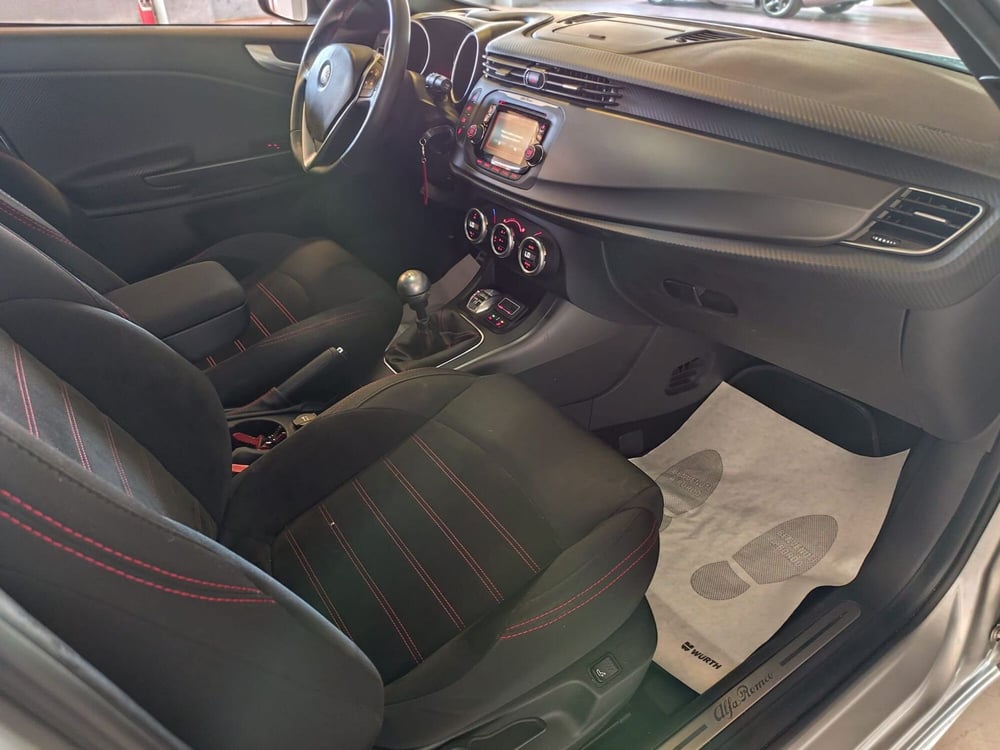 Alfa Romeo Giulietta usata a Milano (18)