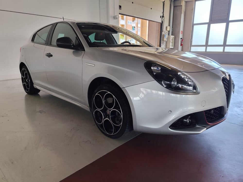 Alfa Romeo Giulietta usata a Milano (8)