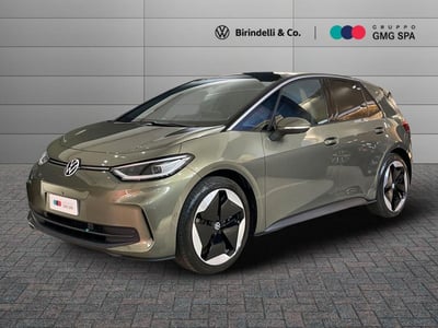 Volkswagen ID.3 Pro Performance Active nuova a Prato