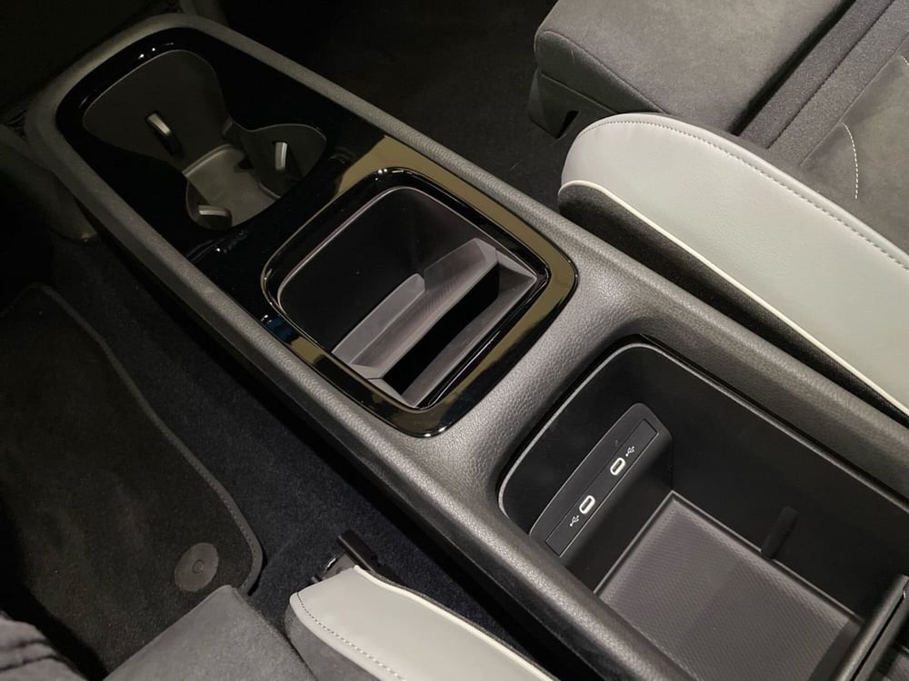 Volkswagen ID.3 nuova a Prato (16)