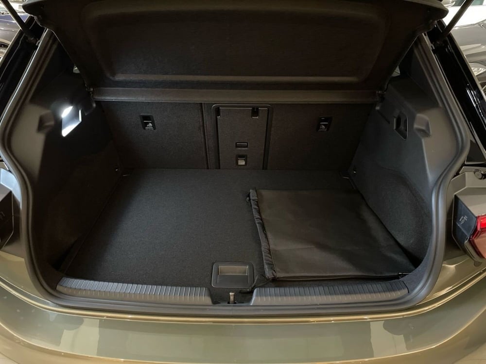 Volkswagen ID.3 nuova a Prato (8)