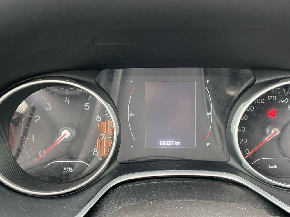 Jeep Compass usata a Salerno (18)