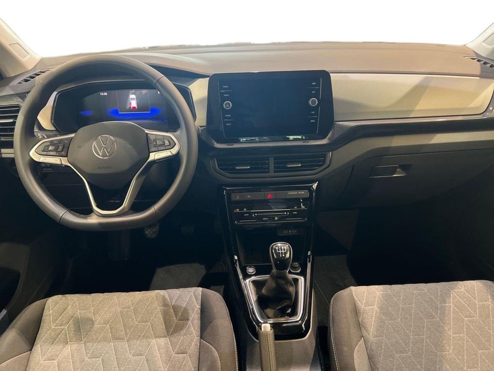 Volkswagen T-Cross nuova a Prato (11)