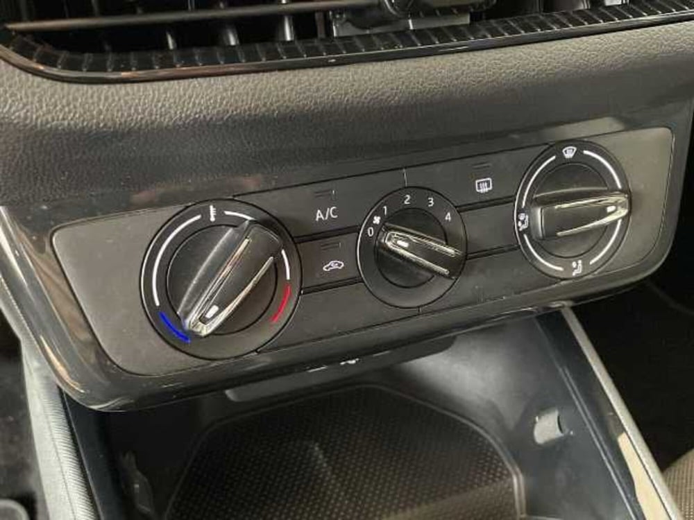 Skoda Fabia usata a Pistoia (15)
