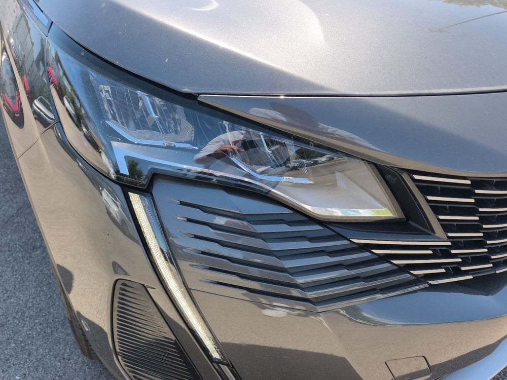 Peugeot 5008 usata a Frosinone (10)