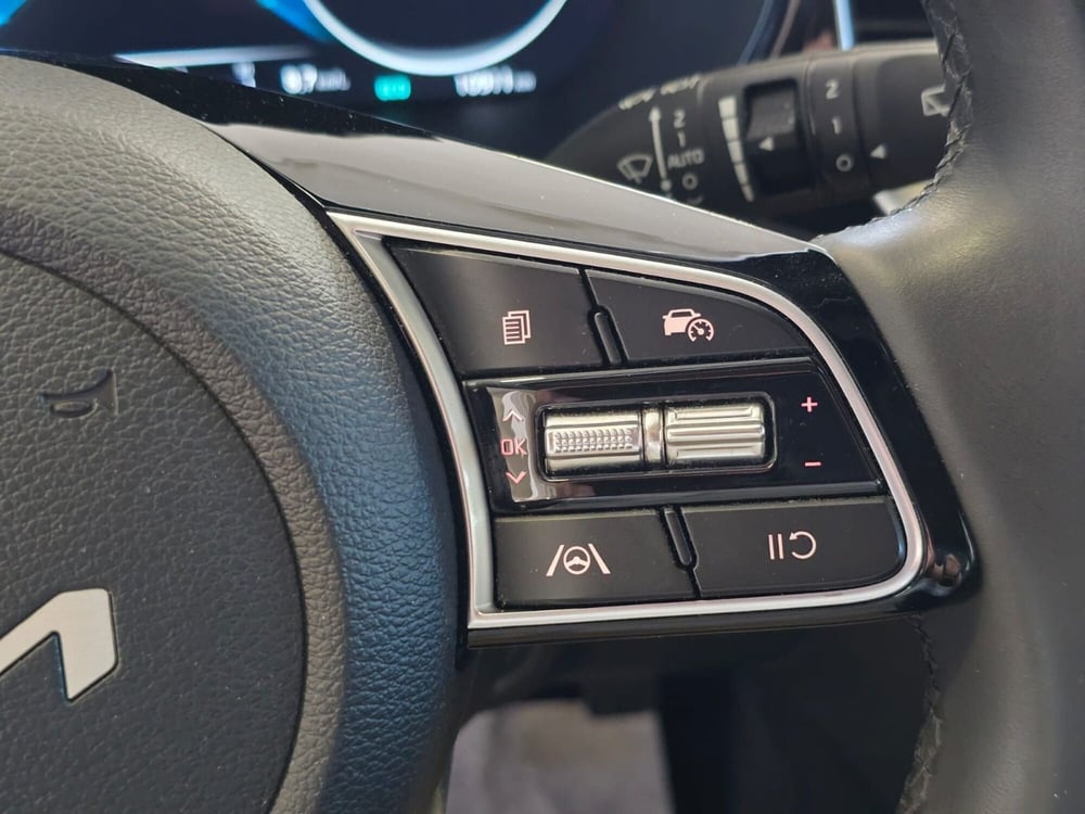 Kia XCeed usata a Rimini (15)