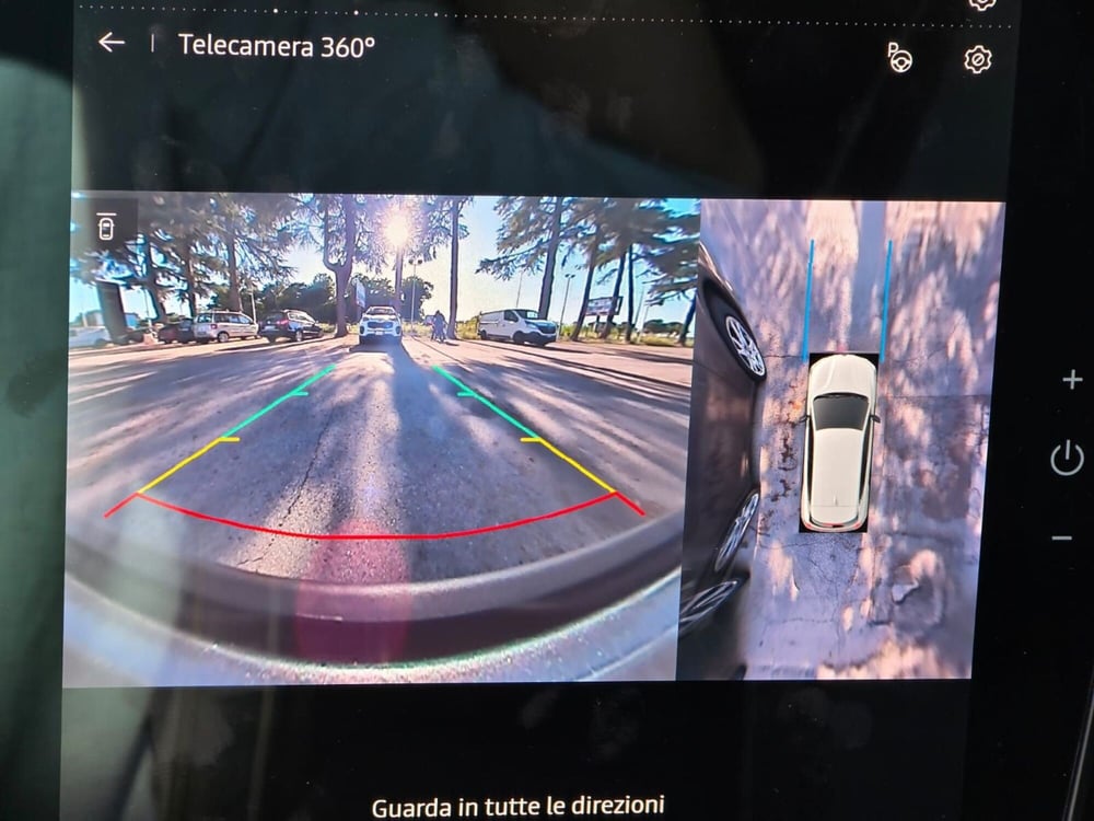 Renault Megane E-Tech Electric usata a Rimini (14)