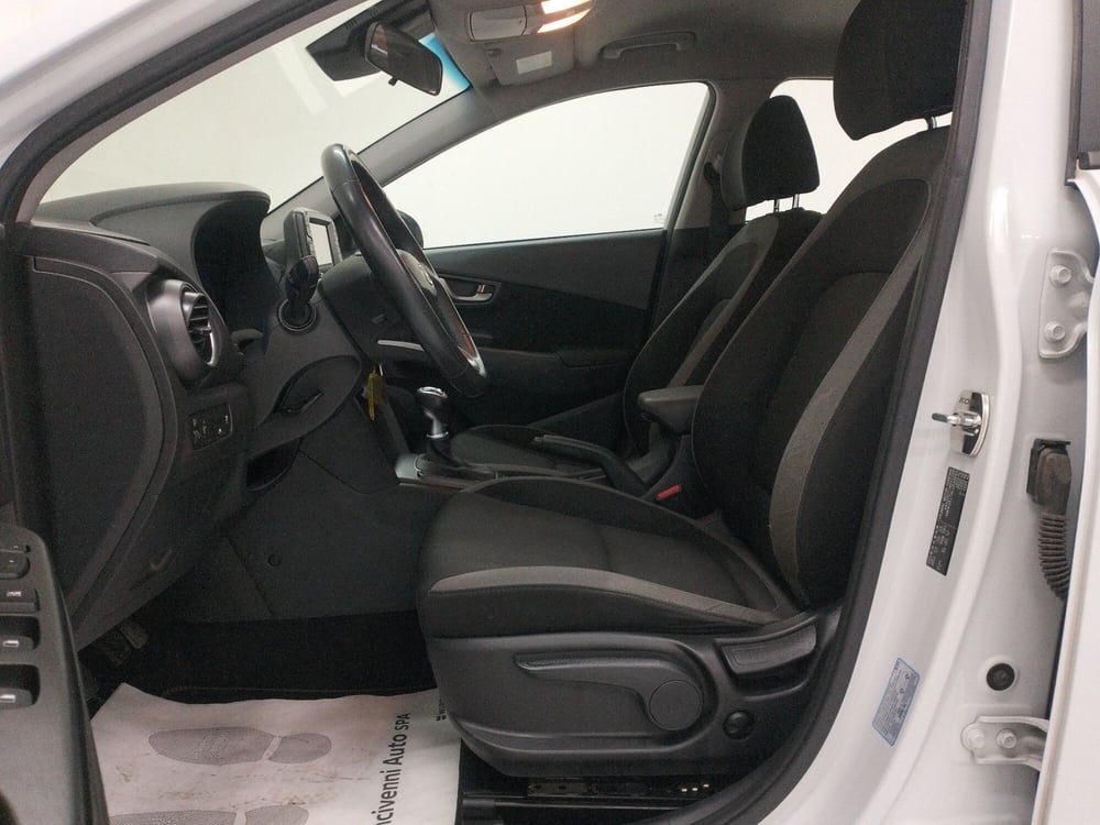 Hyundai Kona usata a Catanzaro (12)