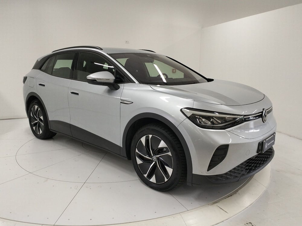Volkswagen ID.4 usata a Catanzaro (11)