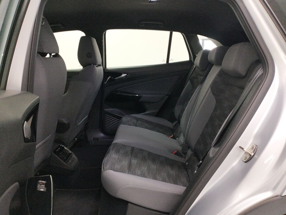 Volkswagen ID.4 usata a Catanzaro (20)