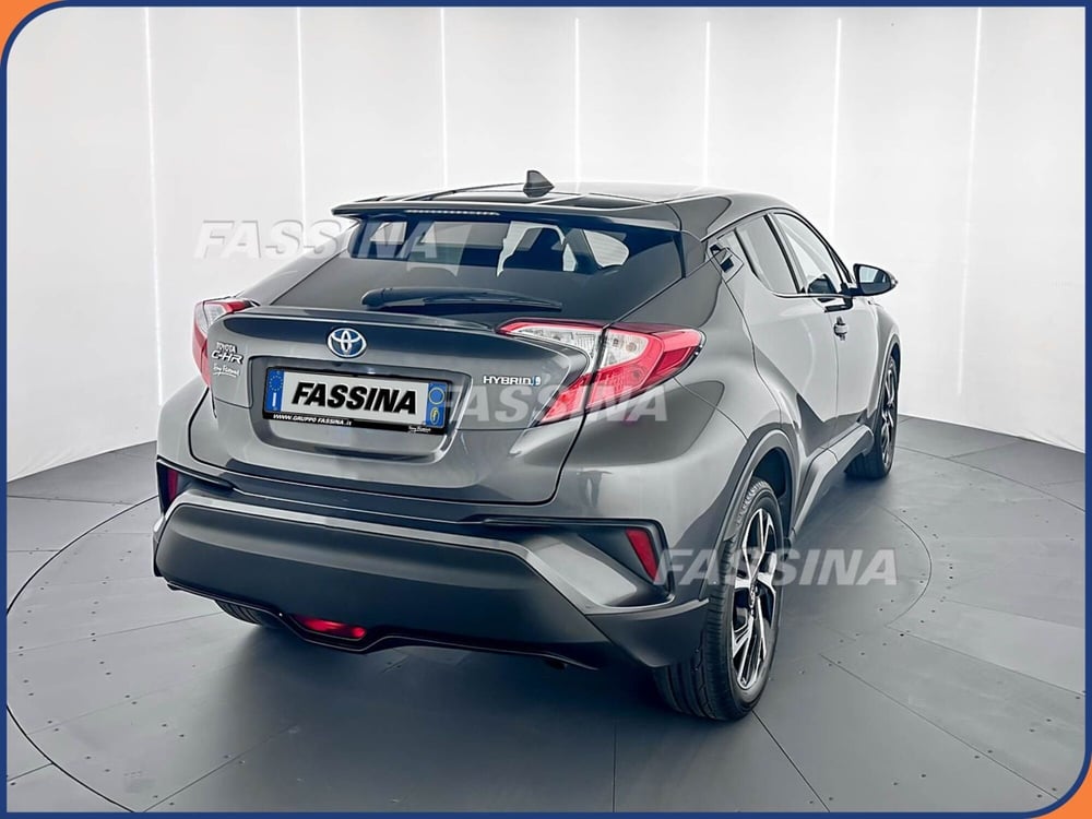 Toyota Toyota C-HR usata a Milano (6)
