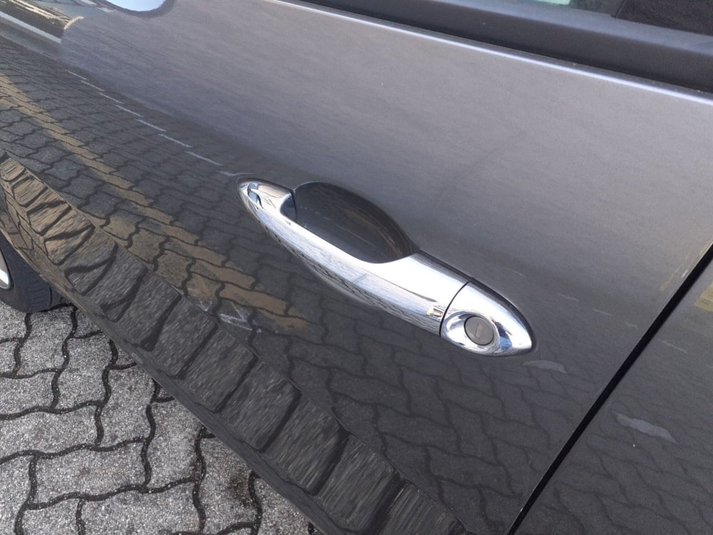 Lancia Ypsilon usata a Parma (11)