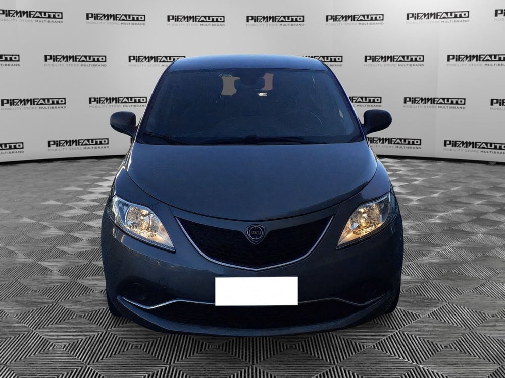 Lancia Ypsilon usata a Parma (2)