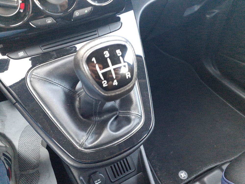 Lancia Ypsilon usata a Parma (20)