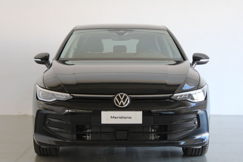 Volkswagen Golf nuova a Agrigento (2)