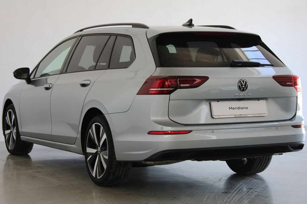 Volkswagen Golf Variant nuova a Agrigento (5)