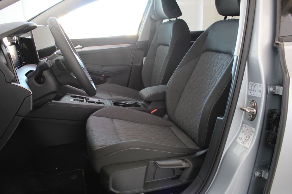 Volkswagen Golf Variant nuova a Agrigento (7)