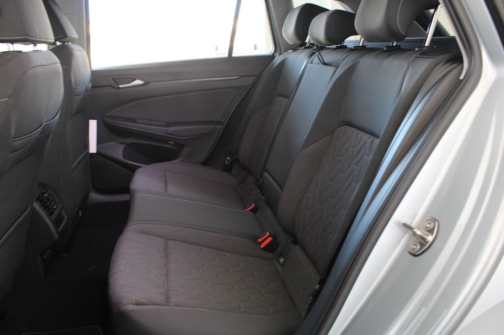 Volkswagen Golf Variant nuova a Agrigento (8)