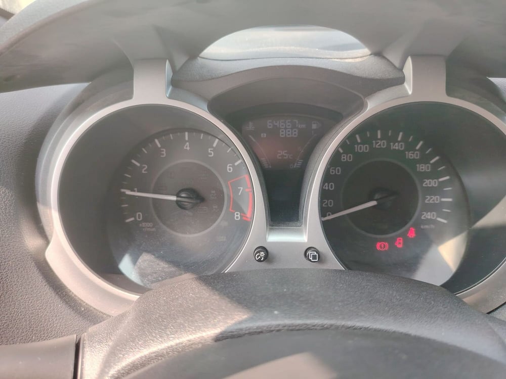 Nissan Juke usata a Massa-Carrara (9)
