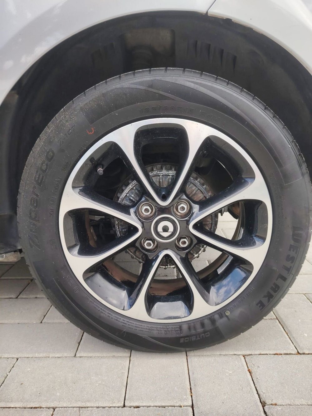 smart Fortwo usata a Massa-Carrara (11)