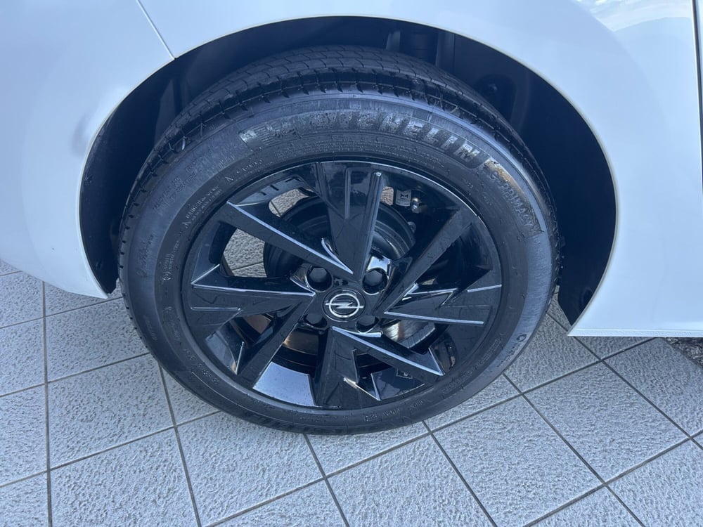 Opel Corsa nuova a Piacenza (10)