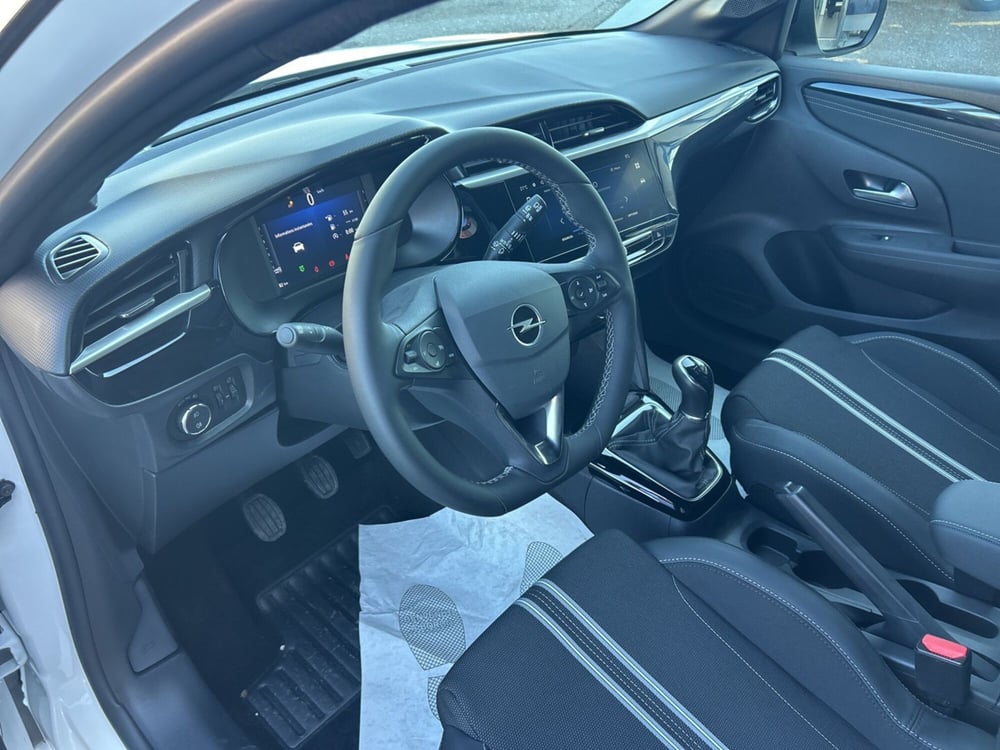 Opel Corsa nuova a Piacenza (13)