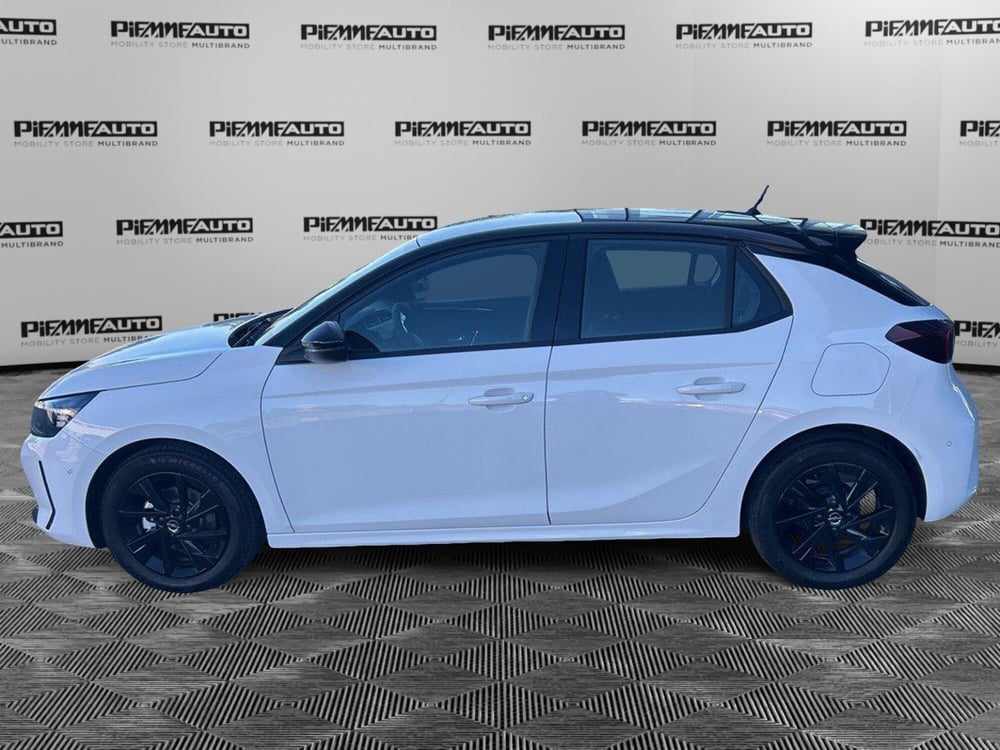 Opel Corsa nuova a Piacenza (2)