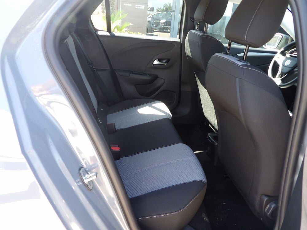 Opel Corsa nuova a Catania (19)