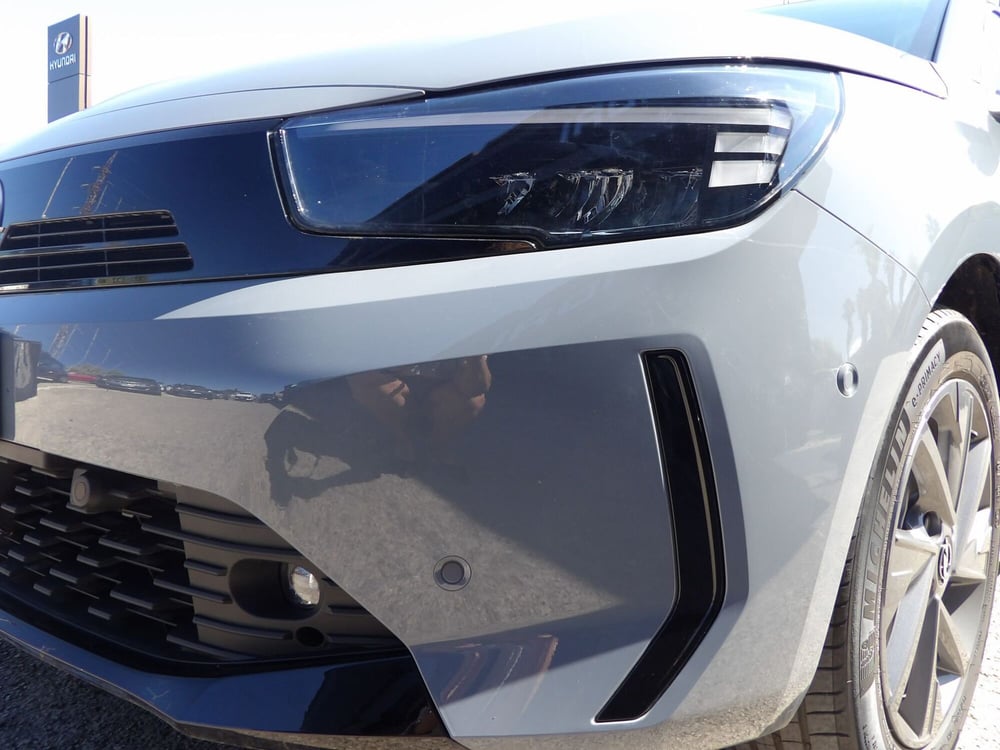 Opel Corsa nuova a Catania (7)