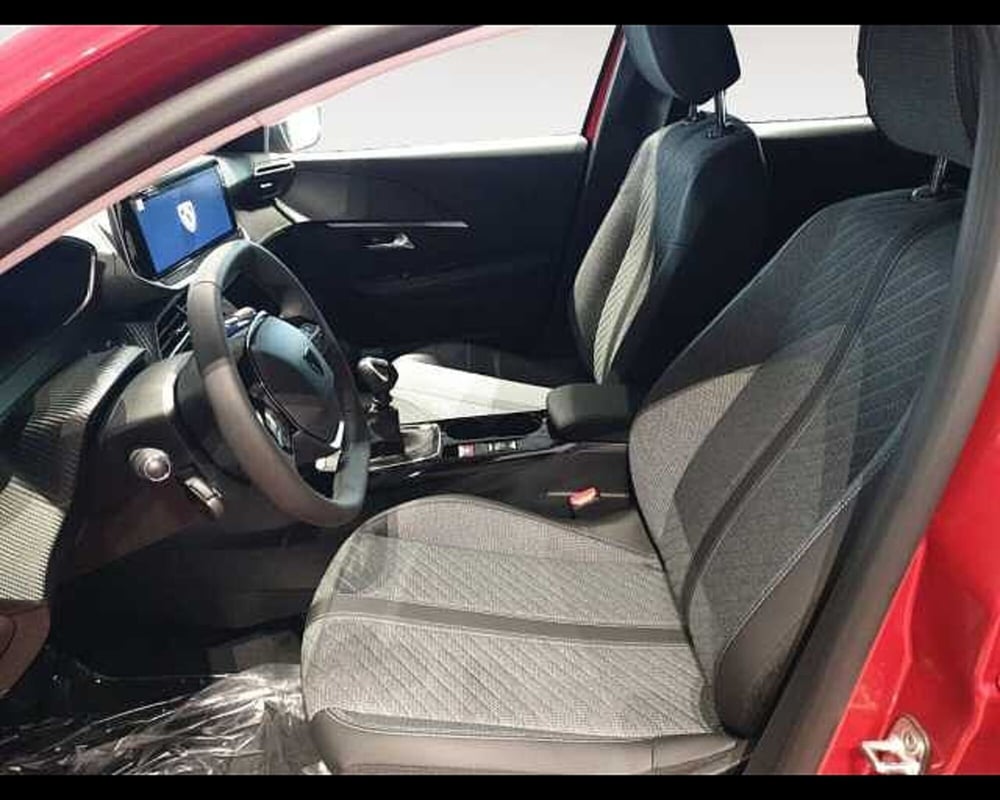 Peugeot 208 nuova a Cuneo (11)