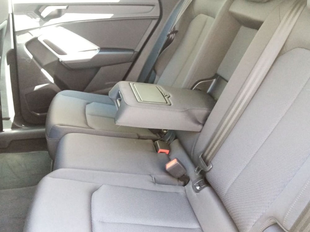Audi Q3 usata a Bari (16)