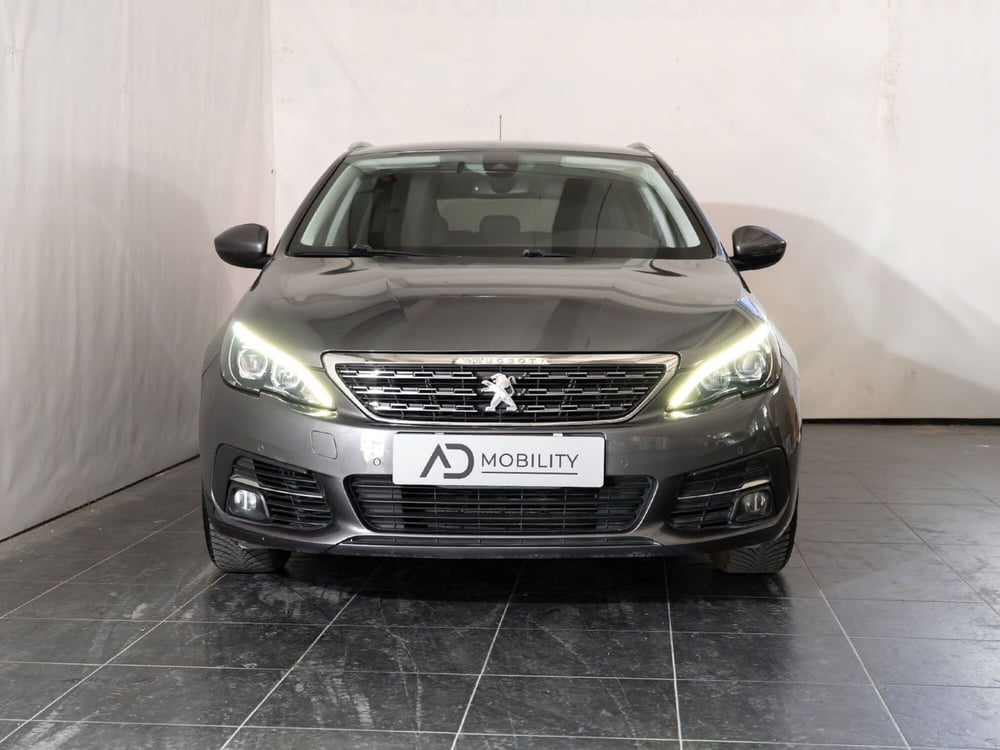 Peugeot 308 SW usata a Foggia (4)