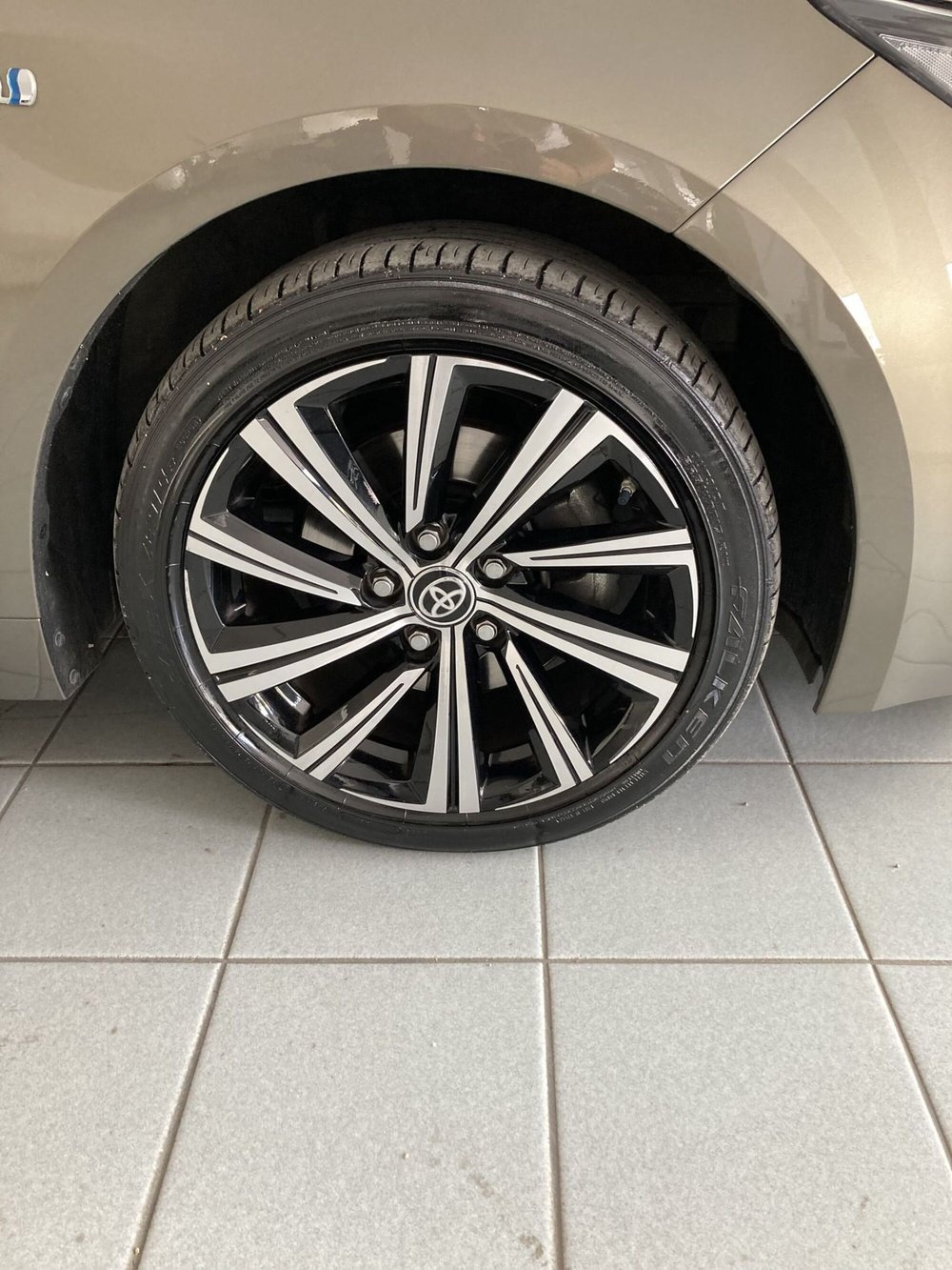 Toyota Corolla Touring Sports usata a Barletta-Andria-Trani (20)