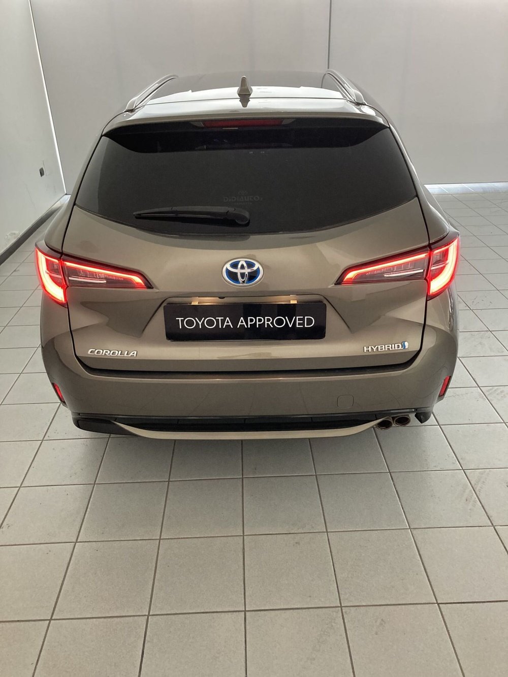 Toyota Corolla Touring Sports usata a Barletta-Andria-Trani (6)